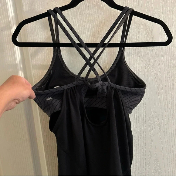 Athleta Small Tank Top Built In Bra Black Crossover Back Straps EUC - Picture 6 of 7